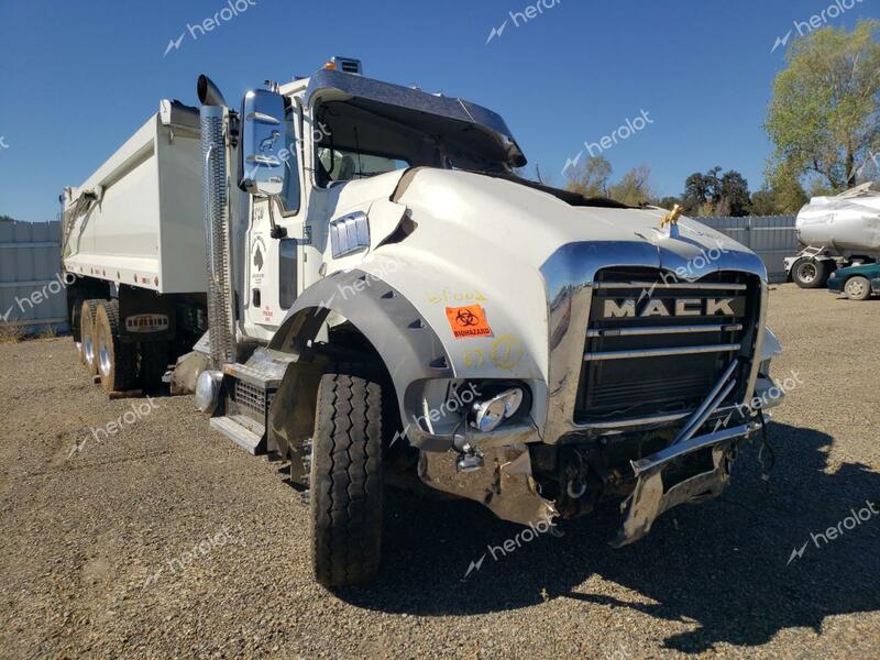 MACK GRANITE 2022 white  diesel  54596772 1M2GR2GC1NM027686 1M2GR2GC1NM027686 photo #1