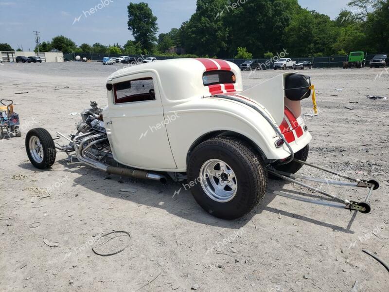 FORD COUPE 1932 white    53367693 1962 1962 photo #3