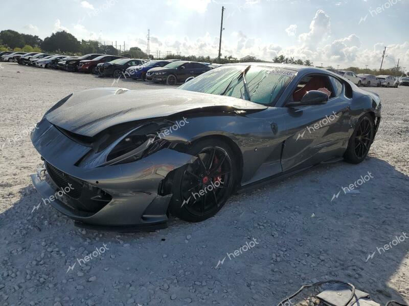 FERRARI 812 SUPERF 2018 gray  gas ZFF83CLA8J0234633 photo #1