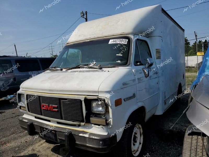 GMC CUTAWAY VA 1992 white cutaway gas 2GDGG31K0N4506929 photo #1