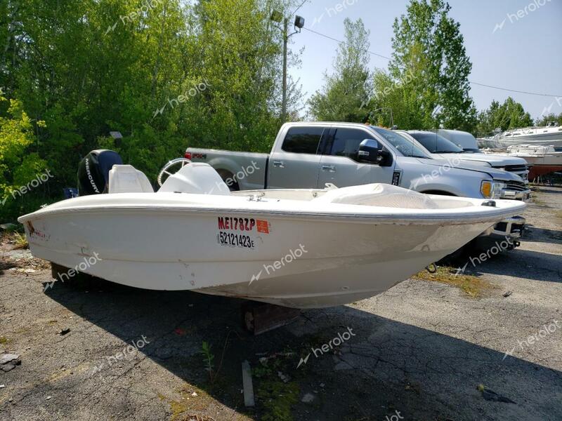 BOST BOAT ONLY 2010 white   BWCE0426J910 photo #1