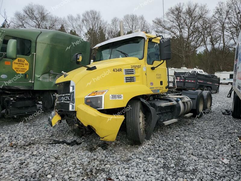 MACK ANTHEM 2020 yellow  diesel 1M1AN3GY0LM017588 photo #3