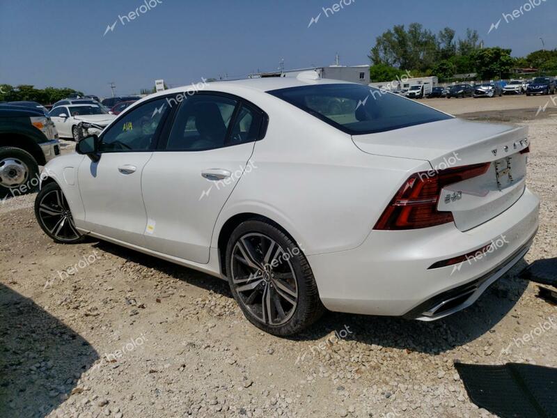 VOLVO S60 T8 REC 2022 white  hybrid engine 7JRH60FZ1NG193332 photo #3