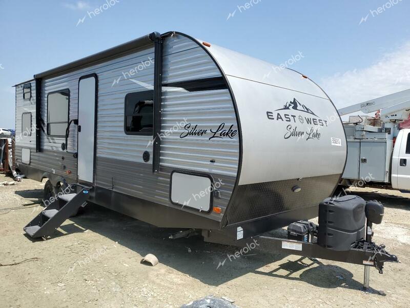 SILV TRAILER 2021 gray   5ZT2SKSB4M9006669 photo #1