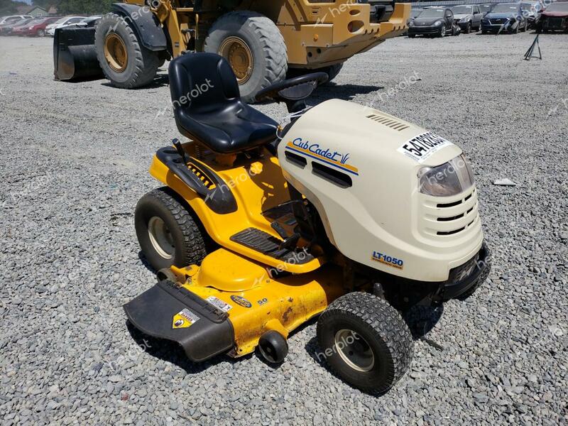 CUB LAWN MOWER 2005 yellow   N0V1N54782833 photo #1