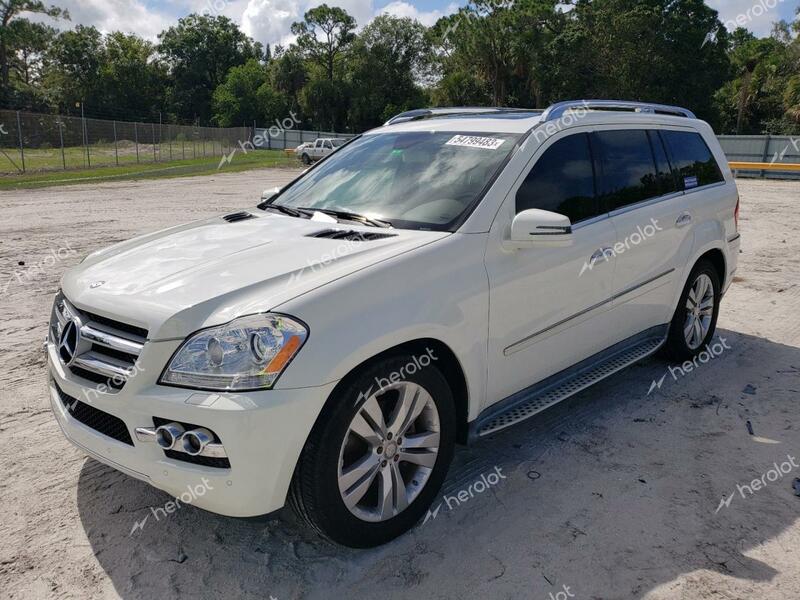 MERCEDES-BENZ 420-CLASS 2011 white  gas 4JGBF7BE9BA627863 photo #1