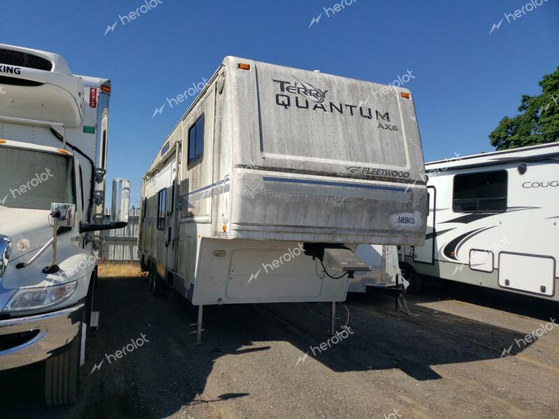 FLEETWOOD TRAILER 2005 white   1EA5F362852312998 photo #1