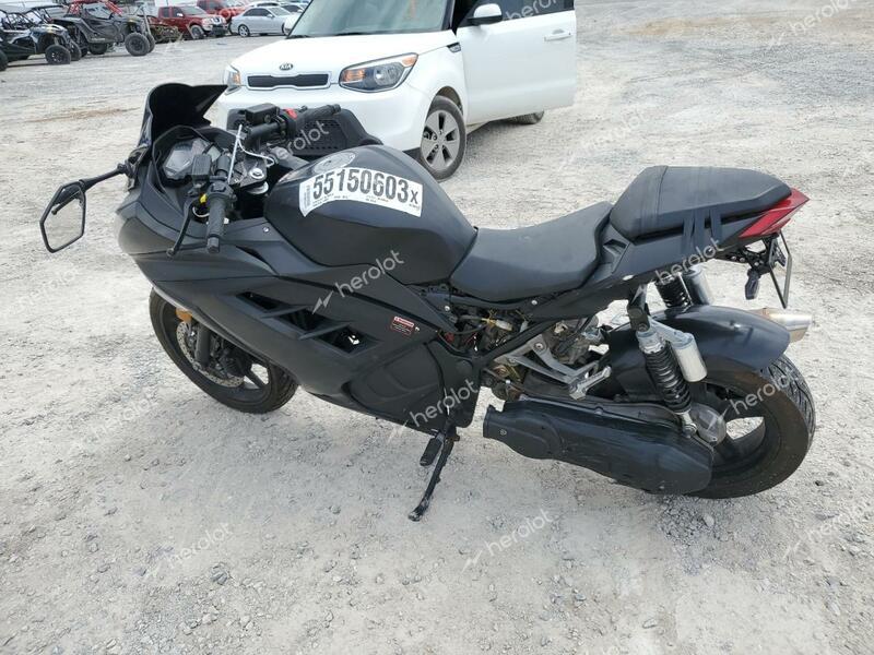 YNGF MOTORCYCLE 2020 black   LL0TDNPE6LY608083 photo #4