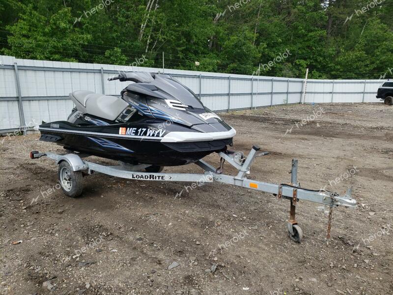 YAMAHA WAVERUNNE 2012 black   YAMA2594E212 photo #1