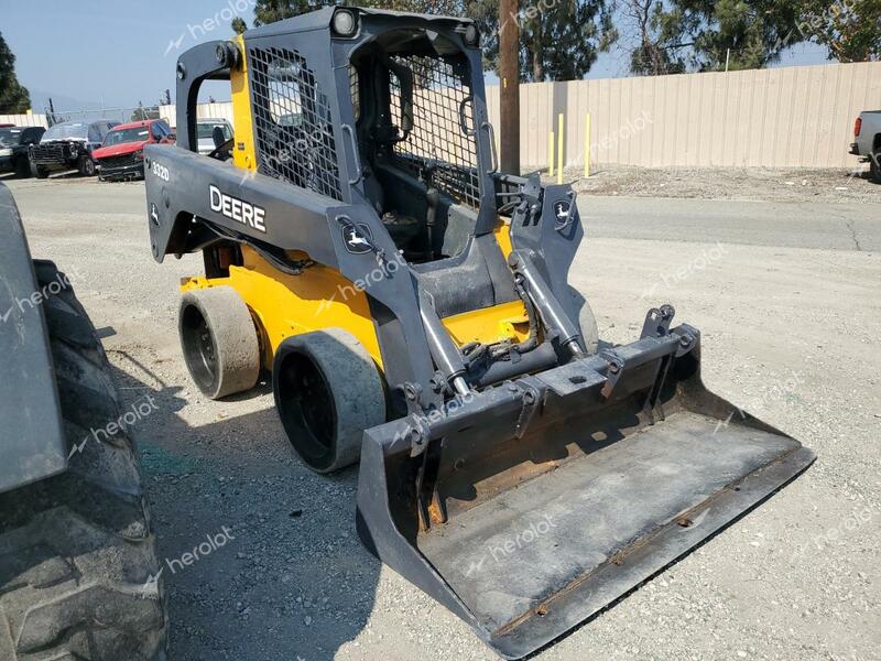 JOHN DEERE SKIDSTEER 2014 yellow   1T0332DAKBD205783 photo #1