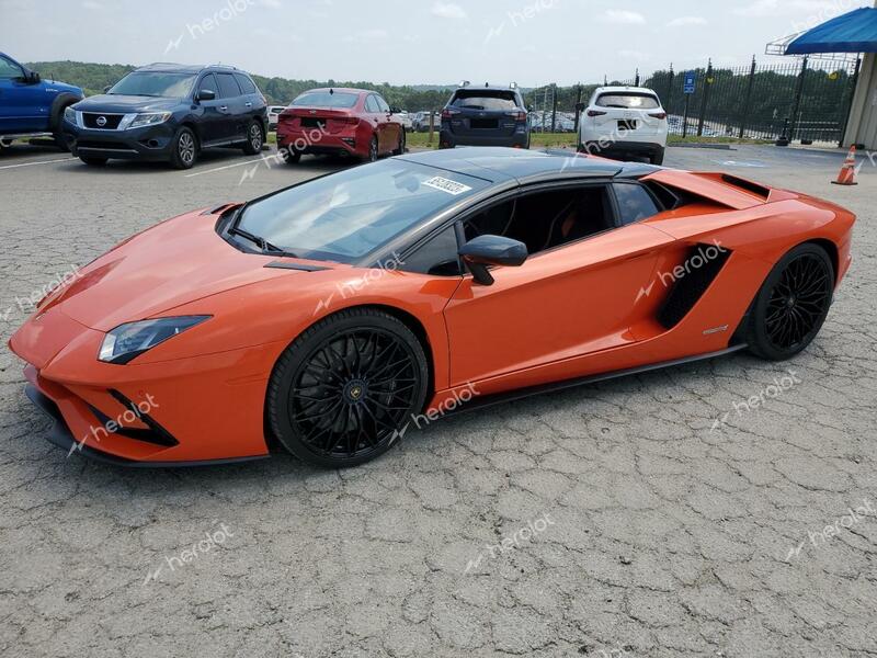 Lamborghini Aventador 2019