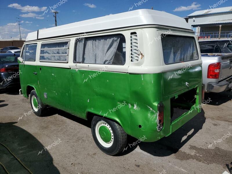 VOLKSWAGEN TRANSPORTE 1974 green   2342107548 photo #3