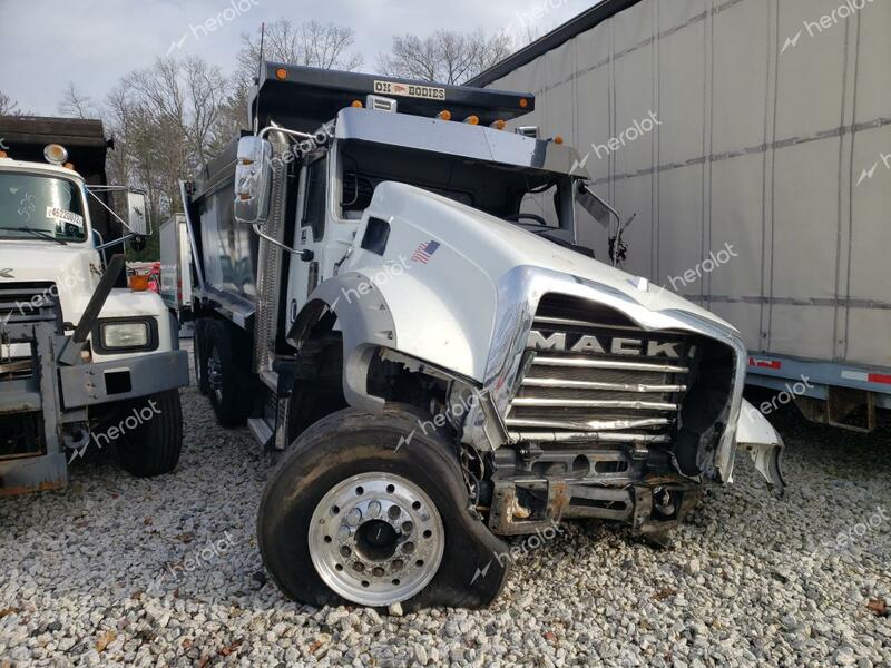 MACK GRANITE 2020 white  diesel 1M2GR4NC4LM001322 photo #1