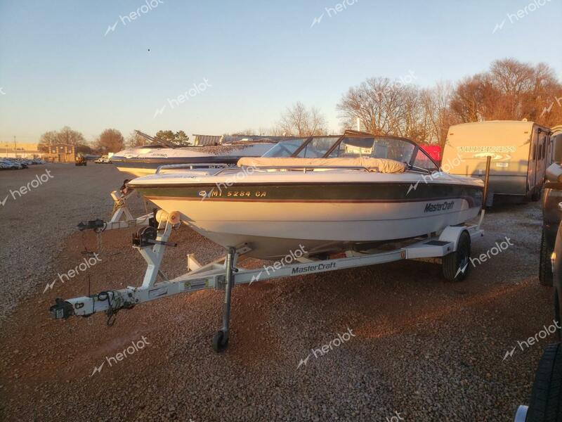 BOAT MARINE/TRL 1997 white   MBCUSDW5J697 photo #3