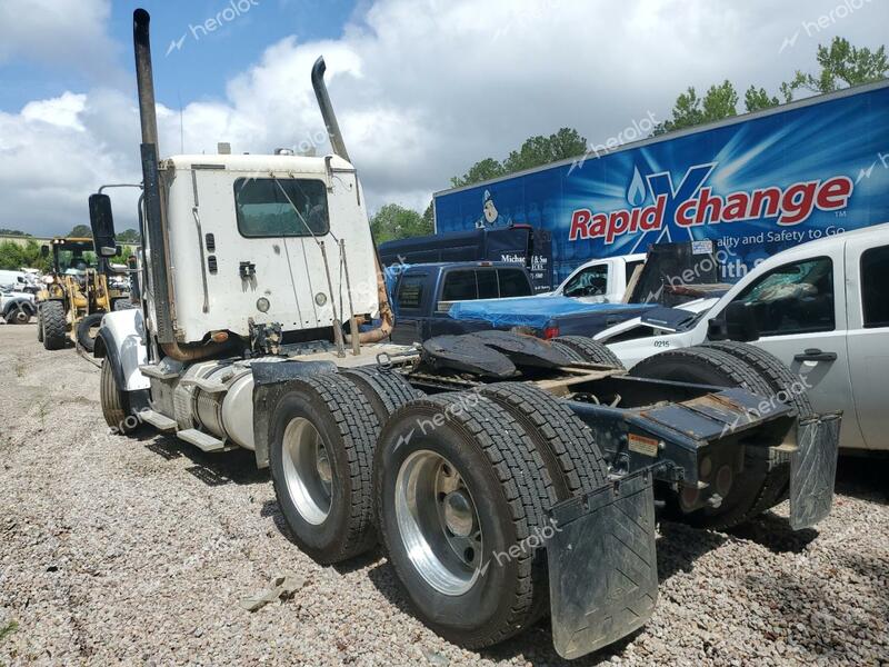 FREIGHTLINER 122SD 2018 white  diesel 3AKJGNDR8JDJP9363 photo #4