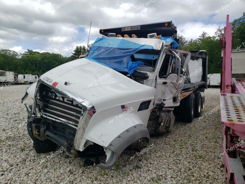 MACK GRANITE 2020 white  diesel 1M2GR4NC4LM001322 photo #3