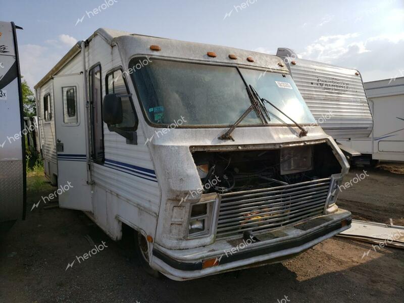 GULF STREAM TRAILER 1989 white  gas 1GBKP37W6J3328902 photo #1