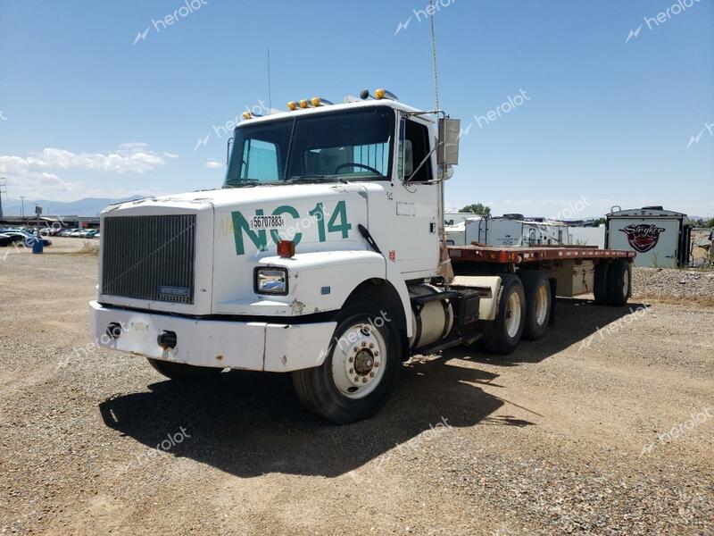 WHITE/GMC CONVENTION 1990 white  diesel 4V1JDBME7LR807644 photo #3