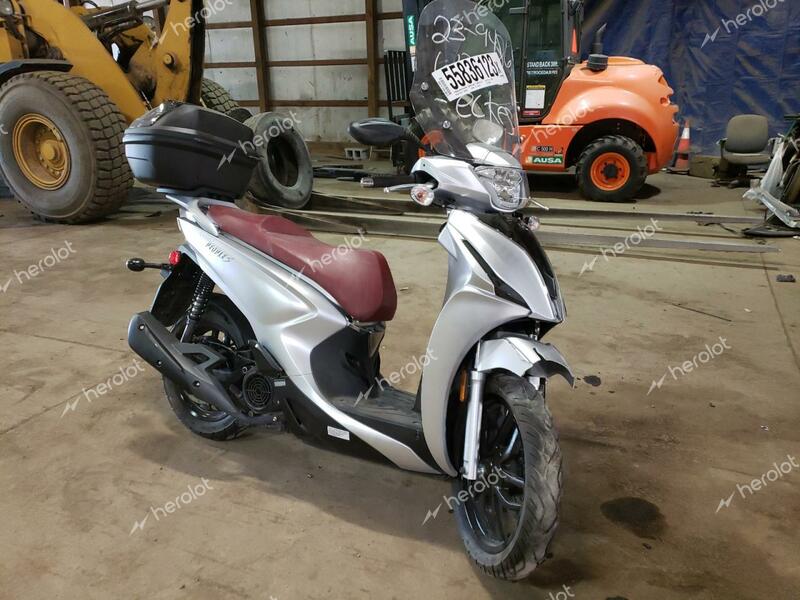 KYMCO USA INC PEOPLE S15 2022 silver  gas LC2T0J145NC000101 photo #1