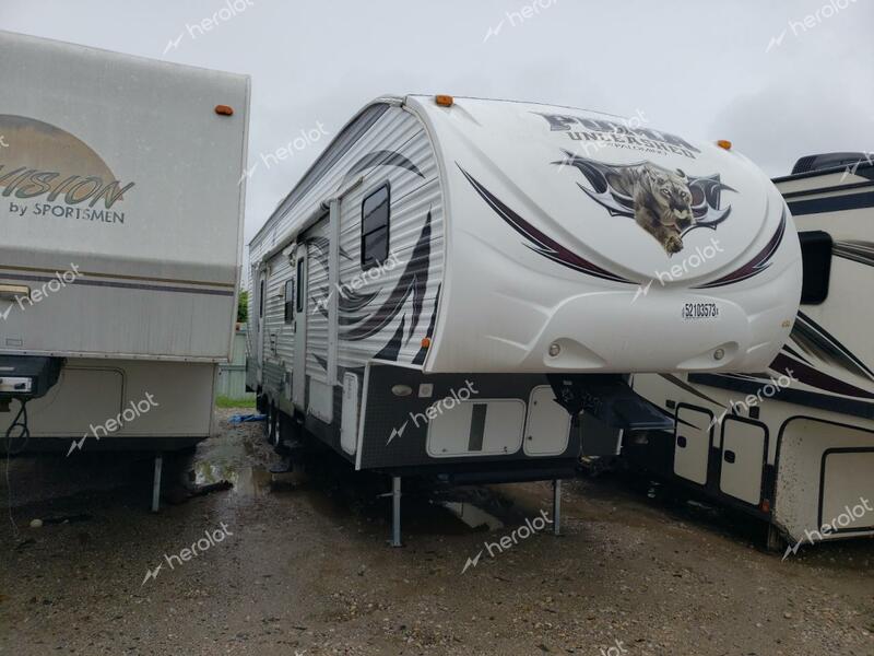 OTHR MOTORHOME 2013 white   4X4FPTL26DP043964 photo #1