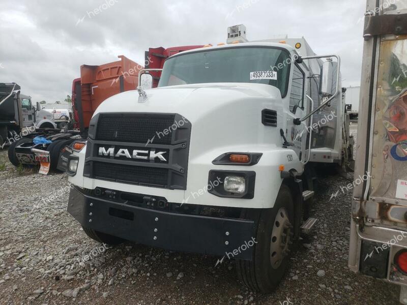 MACK MD 2022 white  diesel 1M2MDBAAXNS004735 photo #1