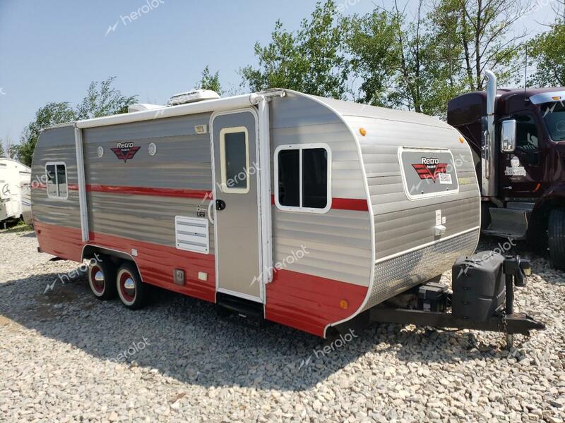 WHITE TRAILER 2018 silver   59CCC3429JL004130 photo #1