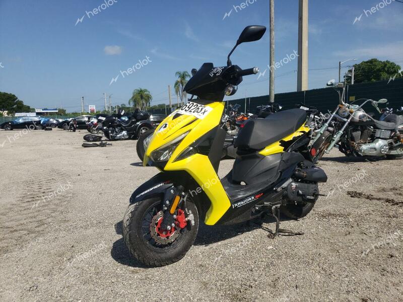 YNGF MOTORCYCLE 2021 yellow   LL0TCAPFXMG000823 photo #4