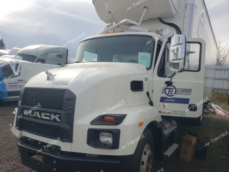 MACK MD 2023 white  diesel 1M2MDBAA5PS005388 photo #3