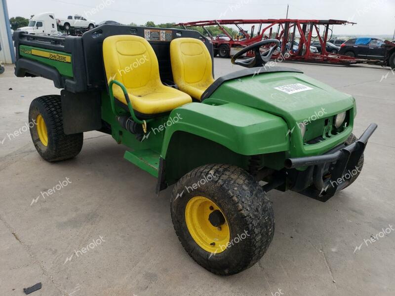 JOHN DEERE GATOR 2016 green   1M0TURFJPGM110216 photo #1