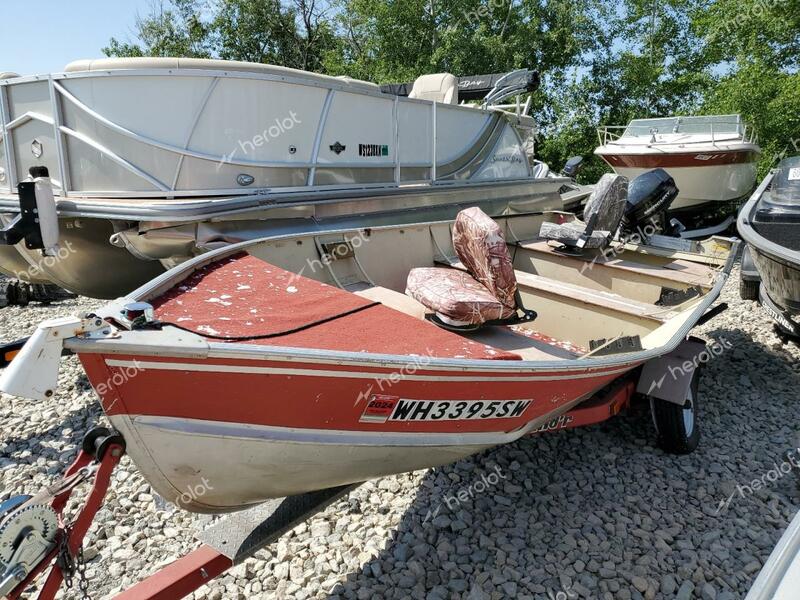 LUND BOAT W/TRL 1984 red   LUNF3084M84B photo #3