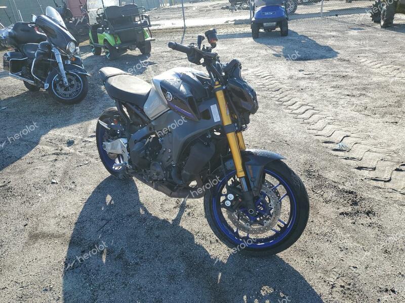 YAMAHA MT09 D 2022 two tone  gas JYARN72E6NA000981 photo #1