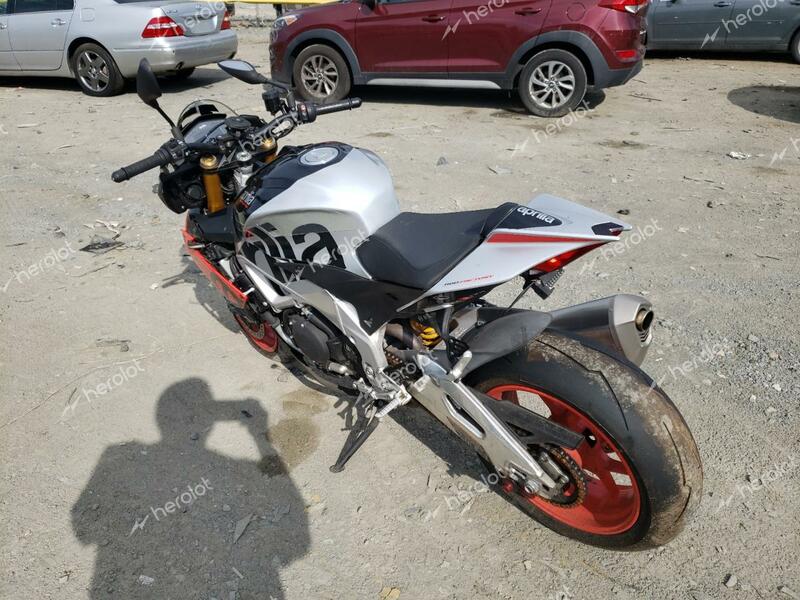 APRILIA TUONO 2019 black   ZD4KGUA1XKS000375 photo #4