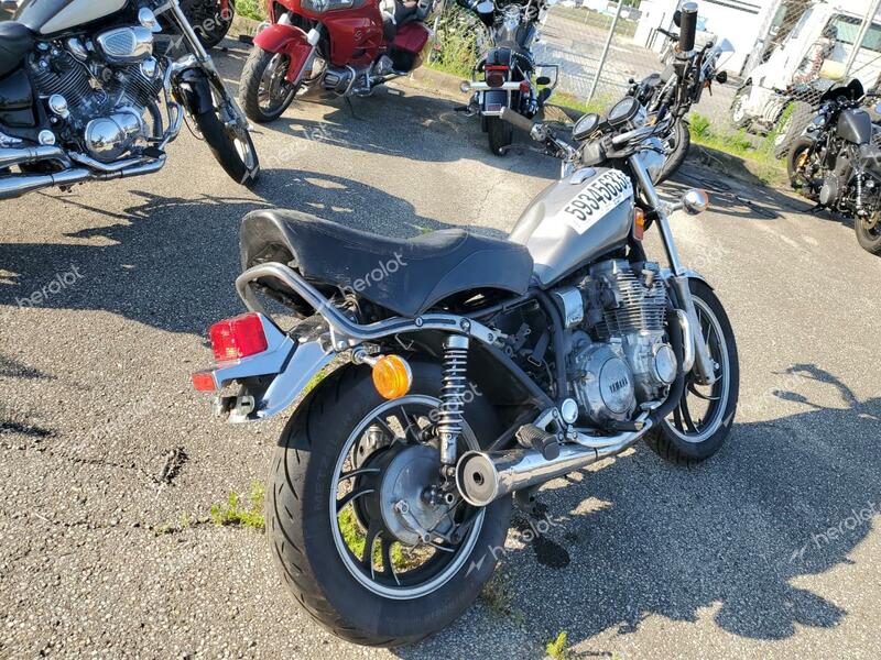 YAMAHA XJ650 1981 gray road/str gas JYA4H7000BA115600 photo #4