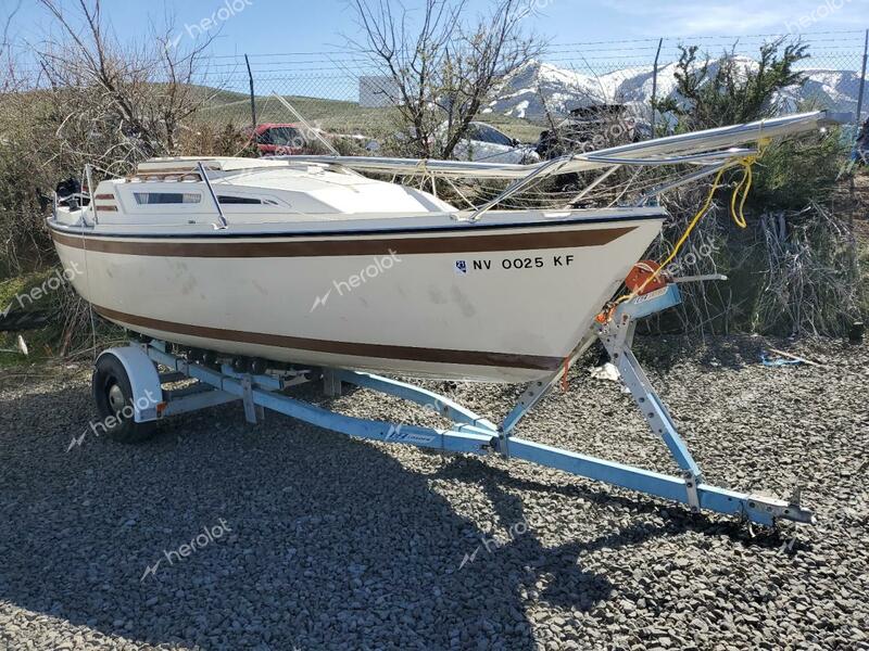 SAIL BOAT 1979 beige   CEC21187M79D photo #1