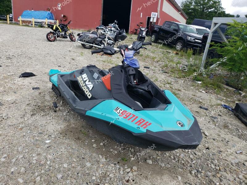 OTHR SEADOO 2017 turquoise   YDV70796B717 photo #1