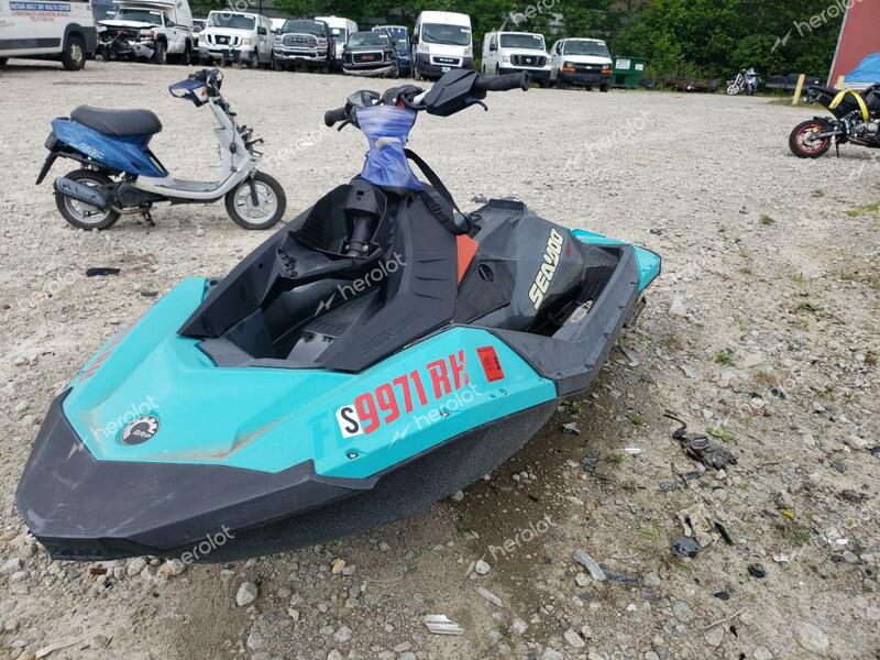 OTHR SEADOO 2017 turquoise   YDV70796B717 photo #3