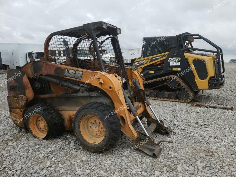 CASE SKID STEER 2016 yellow   NFM409961 photo #1