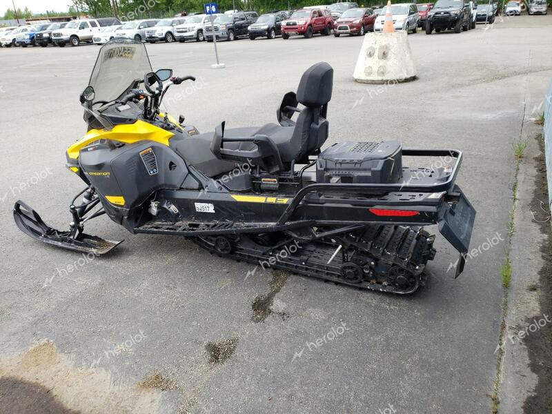 SKI DOO EXPEDITION 2021 yellow   2BPSABMA2MV000055 photo #4