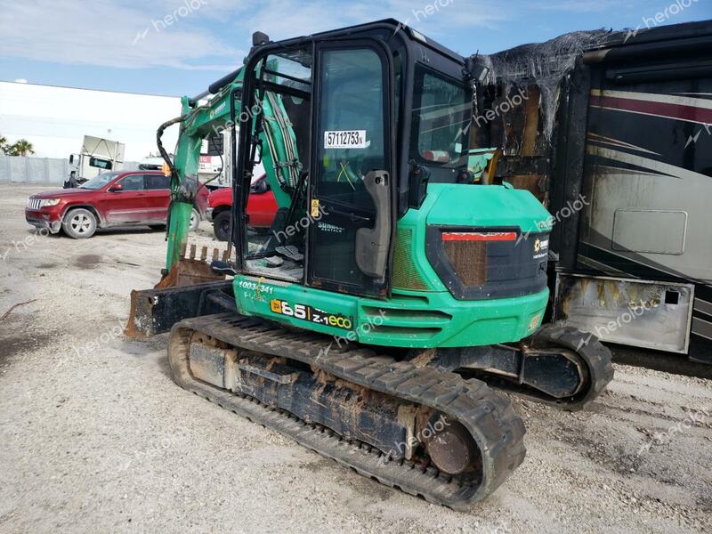 JCB TRACTOR 2018 green   JCB085Z1EJ2711611 photo #4