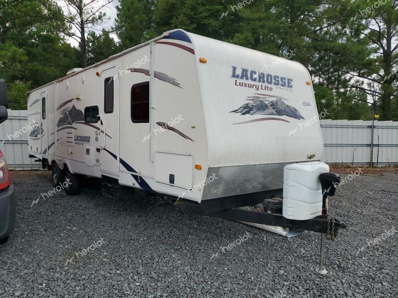 LACR TRAILER 2011 two tone   5ZT2LCXB8BB001136 photo #1