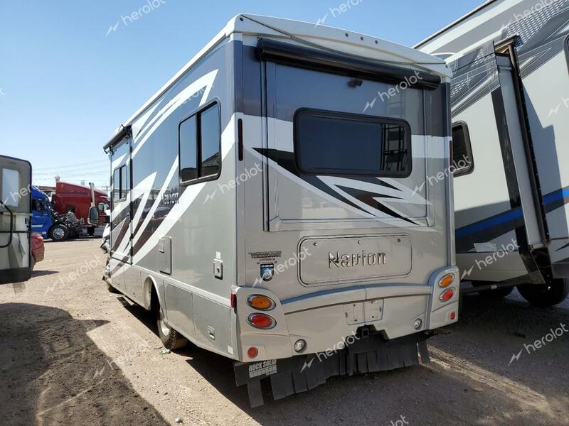 WINNEBAGO ITASCA 2016 two tone  diesel WDAPF4CC4G9638299 photo #4