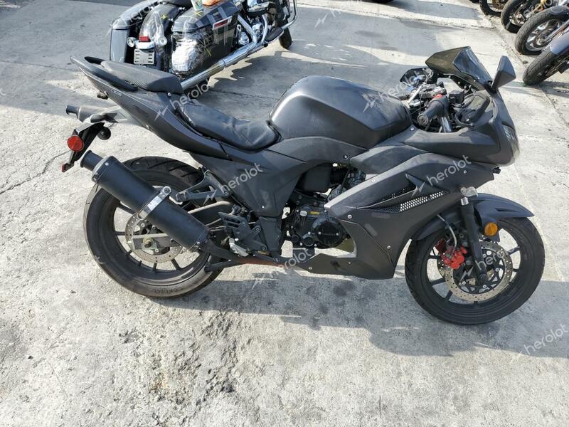 BAOD MOTORCYCLE 2018 black   L2BBBACG2JB000213 photo #1