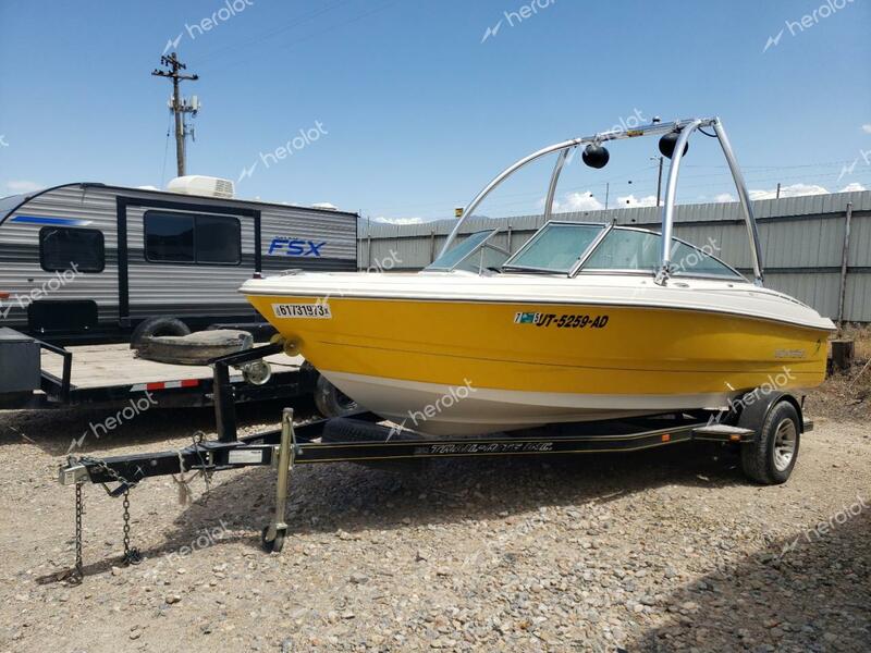 RGF BOAT W/TRL 2005 yellow   RGFMB449E505 photo #3