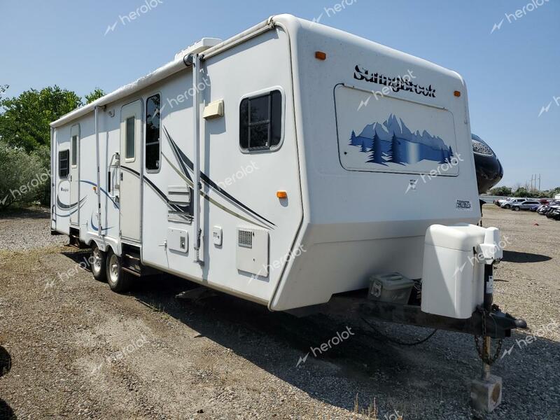 WINNEBAGO SUNNYBROOK 2003 white   4UBAS0P2531V36408 photo #1