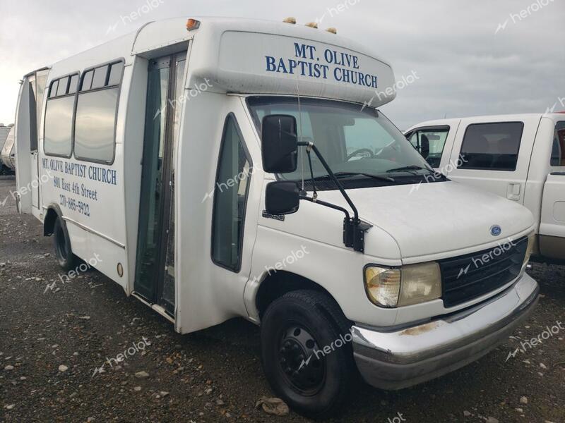 FORD E-350 1996 white  gas 1FDKE30G4THA19547 photo #1