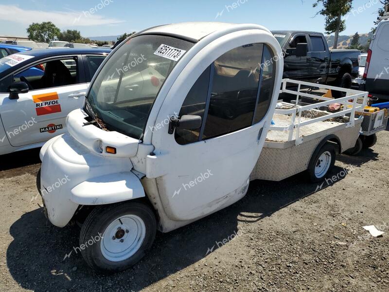 GEM GOLFCART 2002 white  electric 5ASAK27492F023551 photo #3