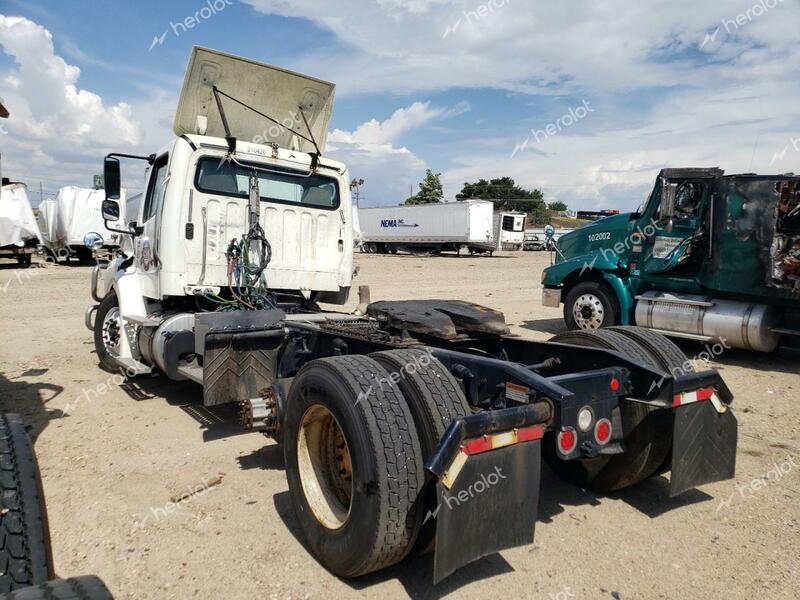 FREIGHTLINER M2 112 MED 2019 white  diesel 1FUJC5DV2KHKF0038 photo #4