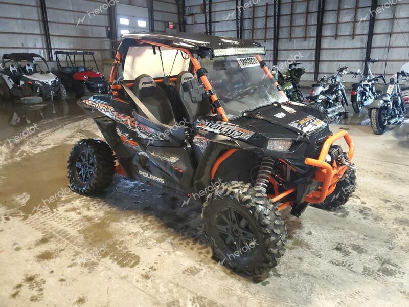 POLA RZR XP 100 2015 black  gas 3NSVDE99XFF376545 photo #1