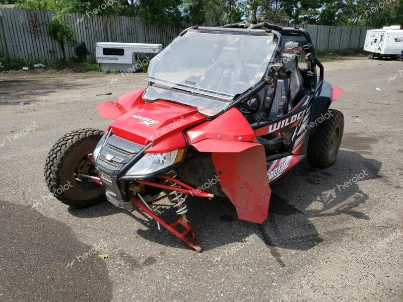 ARCTIC CAT WILDCAT 2016 red   4UF16MPV5GT304485 photo #3