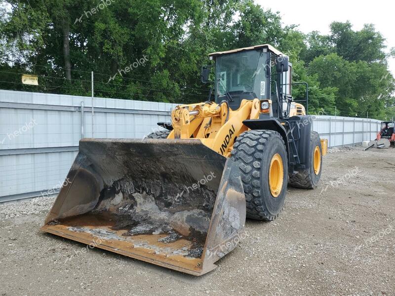 HYUNDAI LOADER 2013 yellow   HHKHLL04ED0000137 photo #3